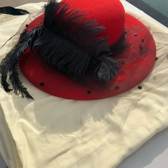 Hat - Picture 5 of 6